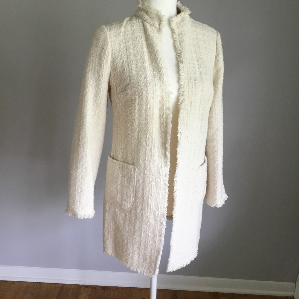 CHICOS LONG SWEATER TOPPER